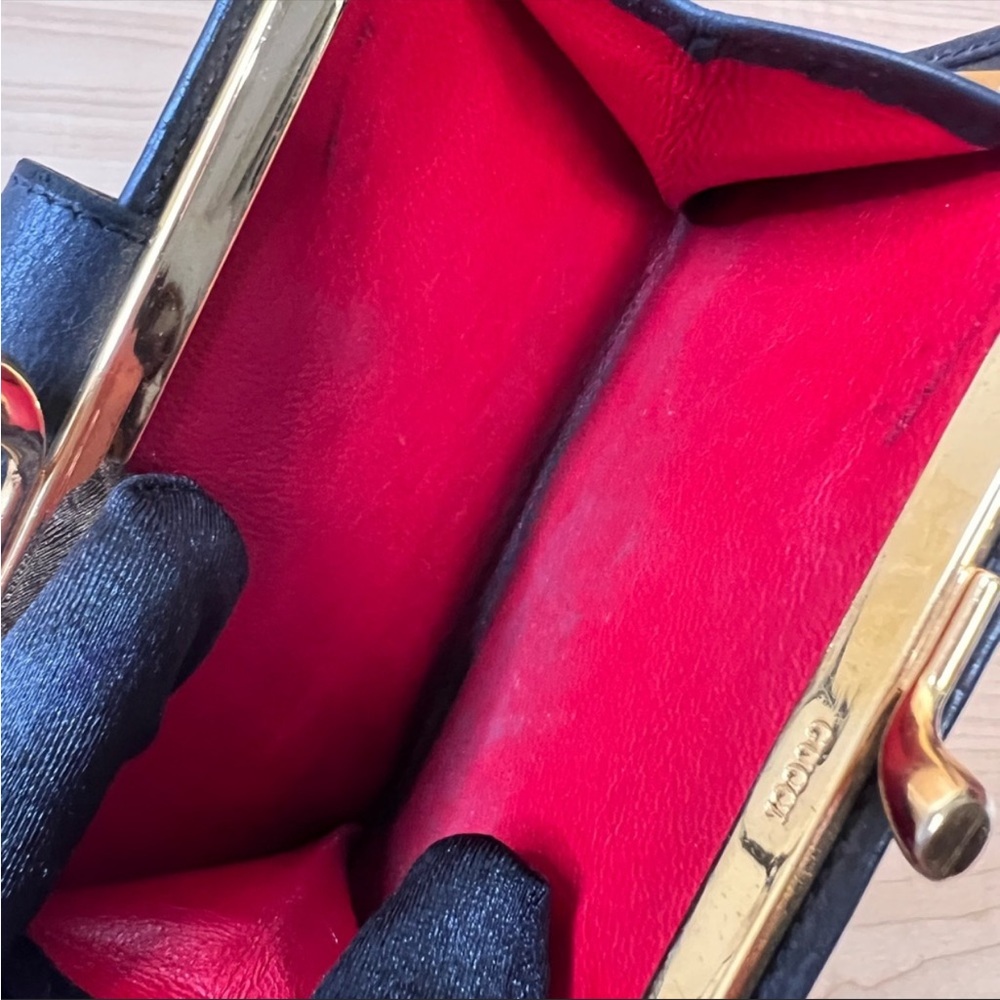 Authentic Gucci Wallet - Picture 7 of 13